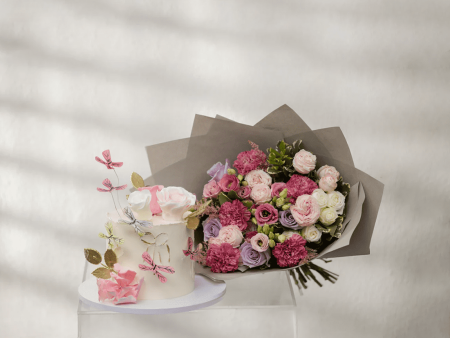 Maram Bouquet + Artistic Cake Cheap